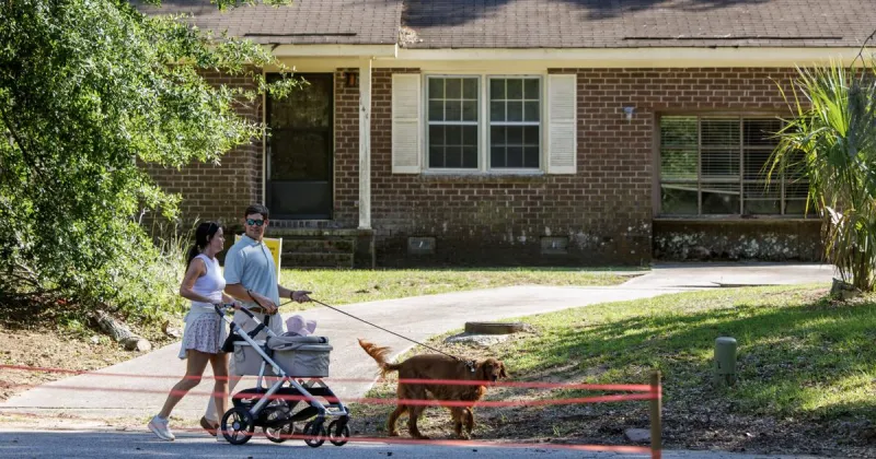 30 Charleston County houses owned by housing authority remain vacant as lawsuit continues
