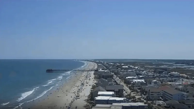 Grand Strand draws thousands of visitors as heat grips Myrtle Beach area