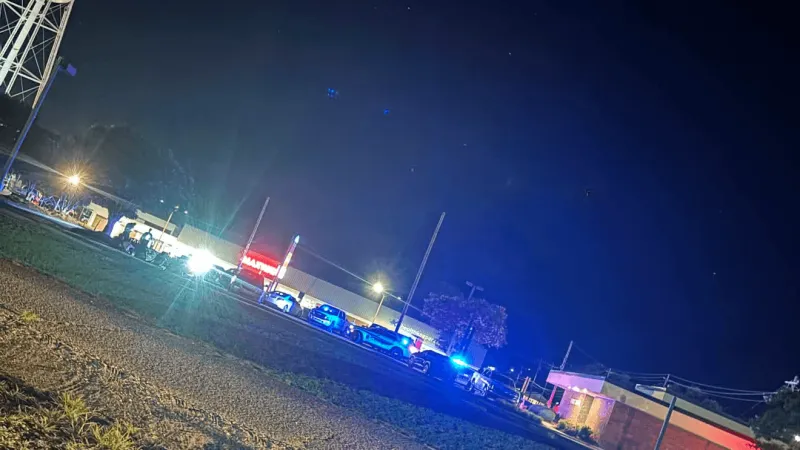 1 dead, 1 injured after early morning shooting in Pembroke