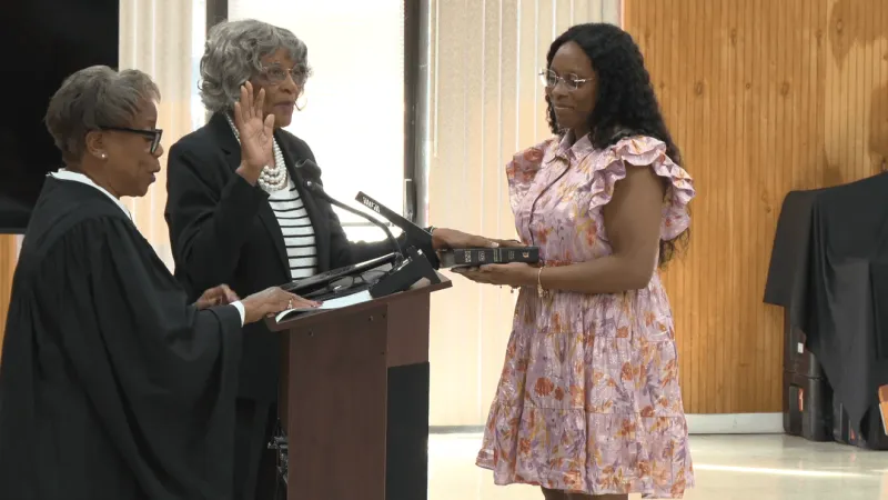 Atlantic Beach swears in Josephine Isom as mayor after state Supreme Court ruling