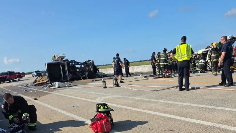 Good Samaritan who aided teens from burning vehicle says he'd do it 'a thousand times'
