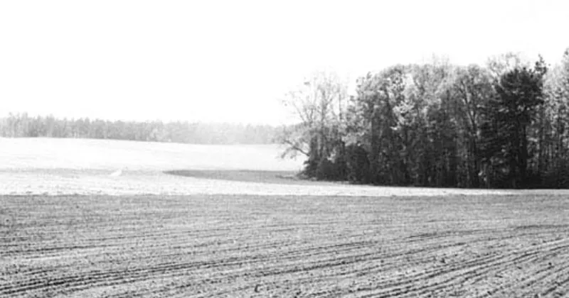 FACES & PLACES/DAY 26: Calhoun field contains Indian village remains