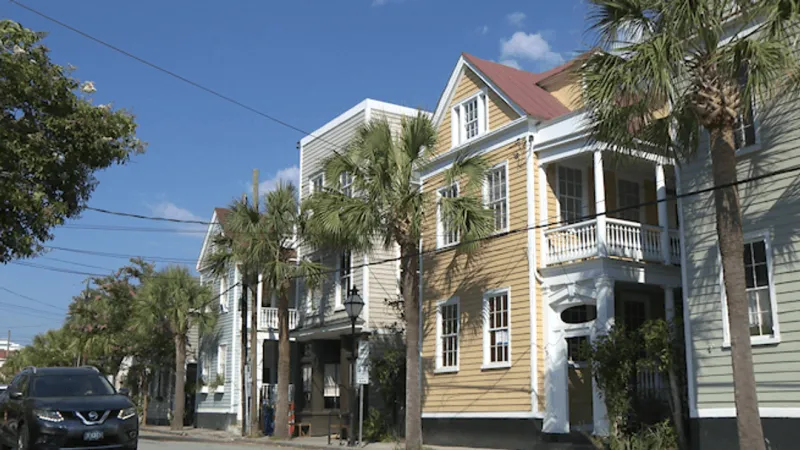 Charleston considers tweaks to short-term rental rules, cap of eight people per rental