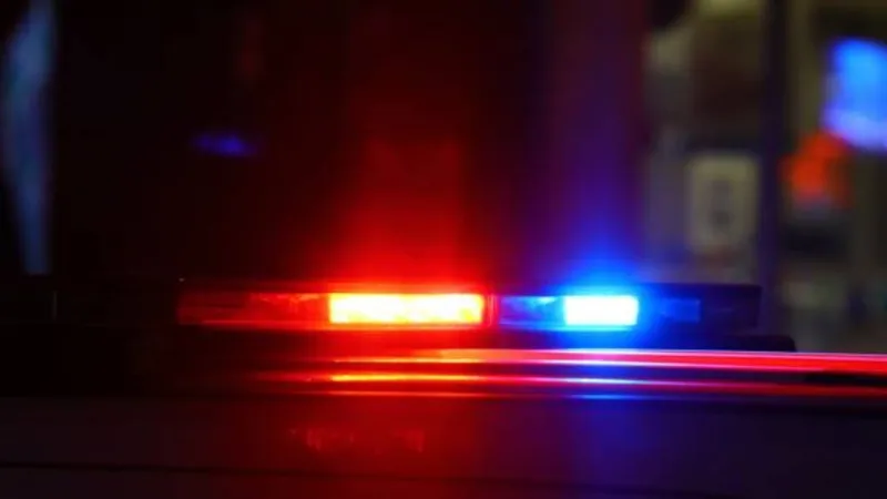 Westbound I-526 at Paramount Drive closed after accident; drivers urged to detour