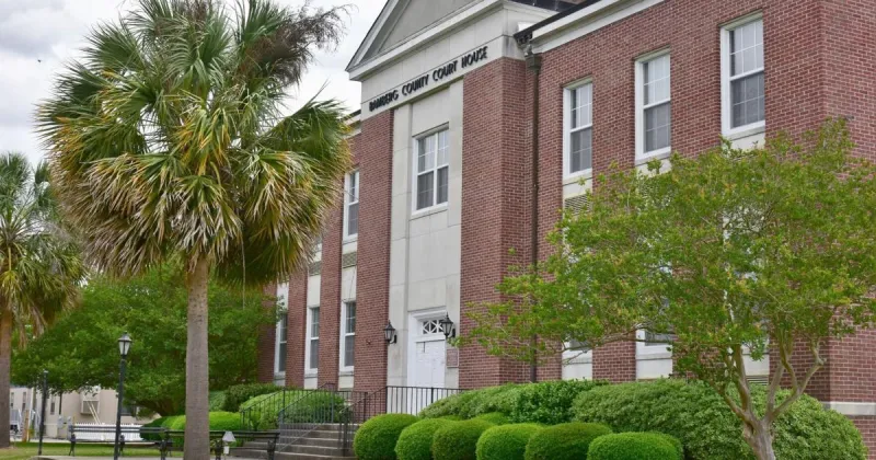 50 THINGS/DAY 9: Courthouse moved 300 feet to current location in 1950