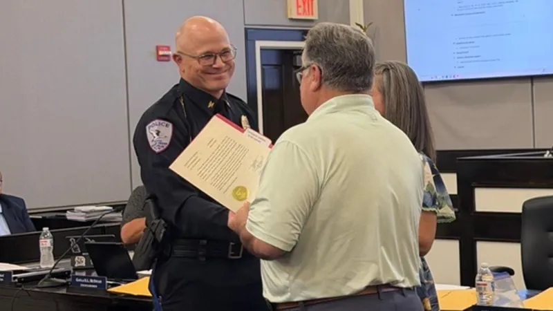 Goose Creek appoints longtime officer Tom Hill as new police chief