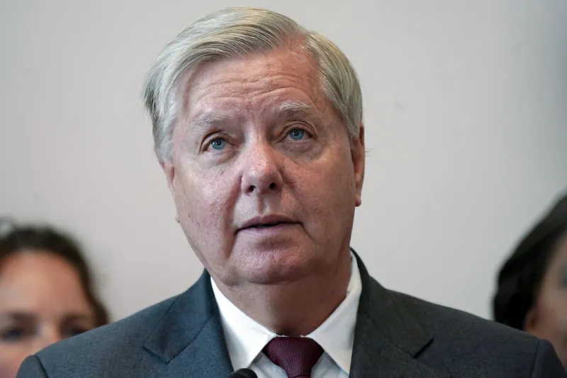 SC governor orders flags atop state capitol be lowered to half-staff in honor of Sen. Lindsey Graham