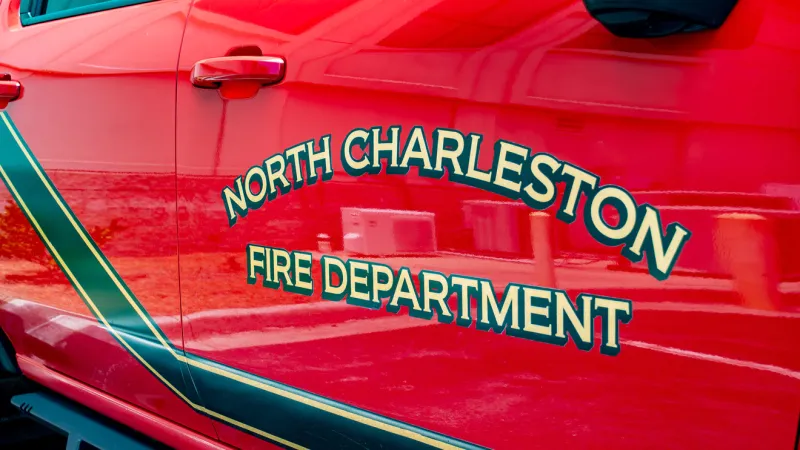 Two adults, four children displaced in North Charleston apartment fire; one hospitalized