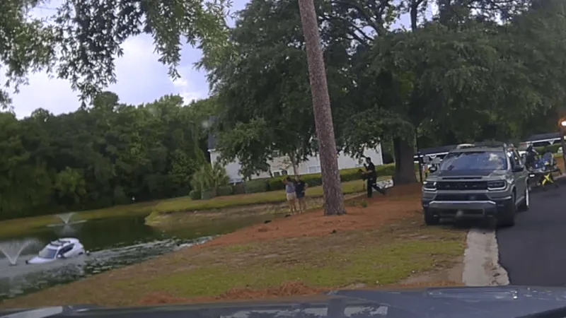 Two good Samaritans and four officers recognized for saving woman after crash into pond