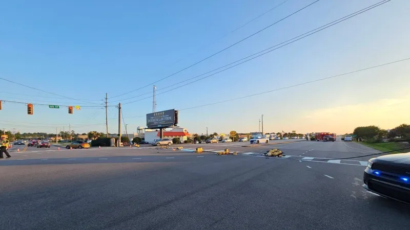 Hwy 17 Bypass closed from Hwy 501 to 21st Ave N in Myrtle Beach after lights collapse