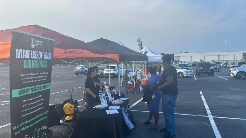 Riverstone High School welcomes families with community block party ahead of first school