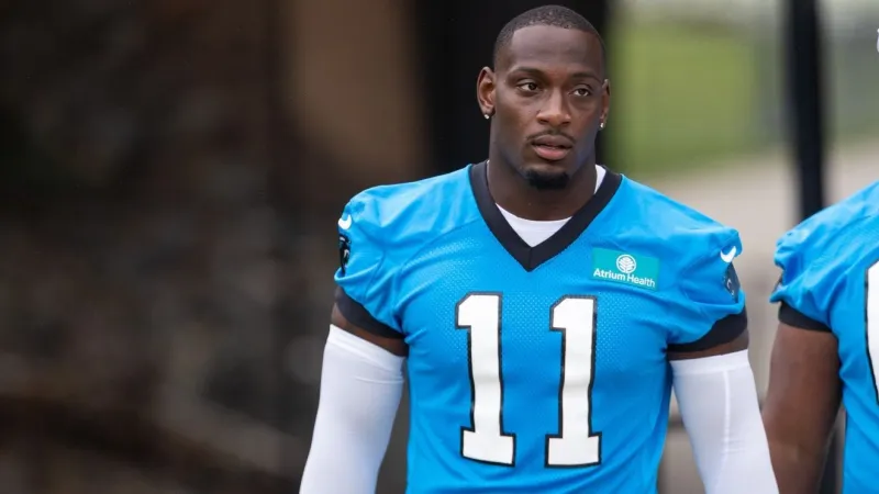 Panthers OLB Nic Scourton carted off the field with right knee injury on Day 1 of training