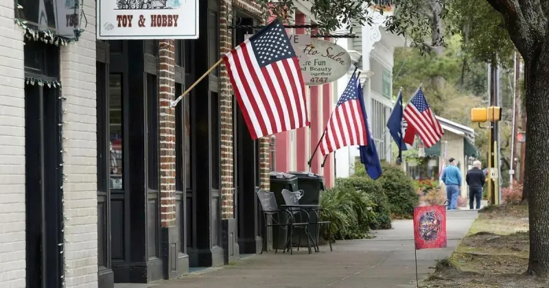 How has downtown Summerville changed, and what should the future hold? Take our survey and tell us.