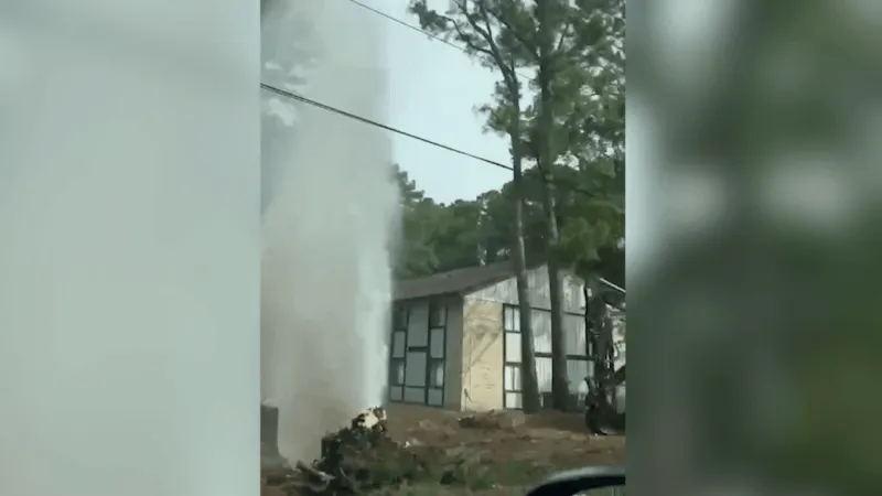 Forestbrook water main break leaves residents without service for hours