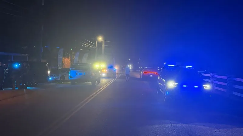One dead in Thursday North Charleston apartment shooting, suspect remains at large