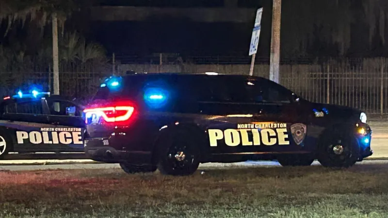 One injured in Rivers Avenue shopping center shooting; police seek suspects