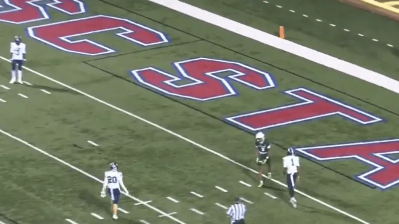 Lowcountry wide receiver Ja Medlock raises funds to join University of Dubuque football