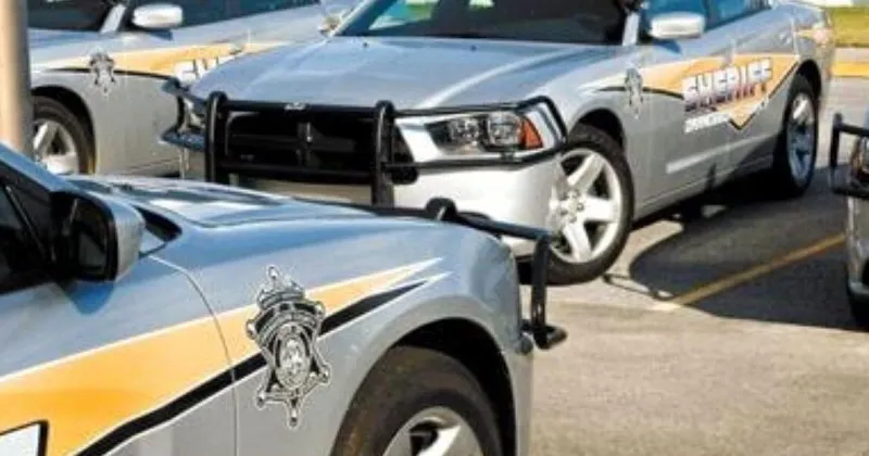 Orangeburg County Sheriff's Office -Man shot in hand during robbery