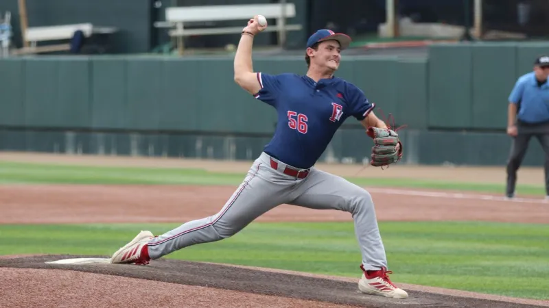 Early deficit plagues Patriots in Game 1 Supers loss