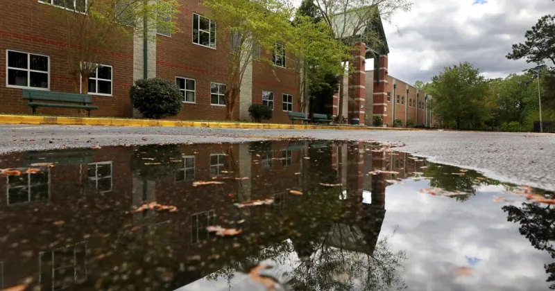 SC health officials tracing tuberculosis exposure at Summerville High School. Here's what we know.