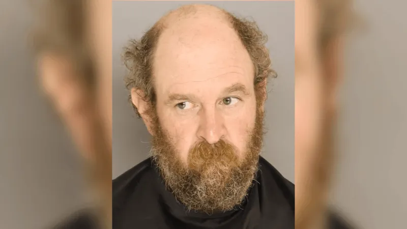 Suspect arrested after threatening firefighters, deputies with gun
