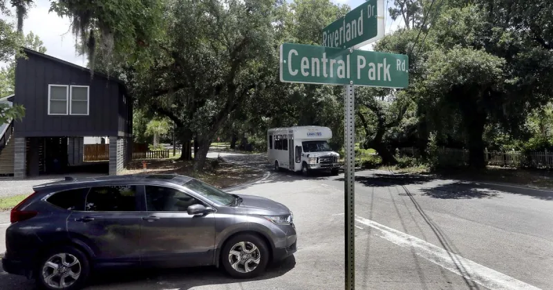 After 14 years of planning, a crash-prone James Island intersection will get a turn lane