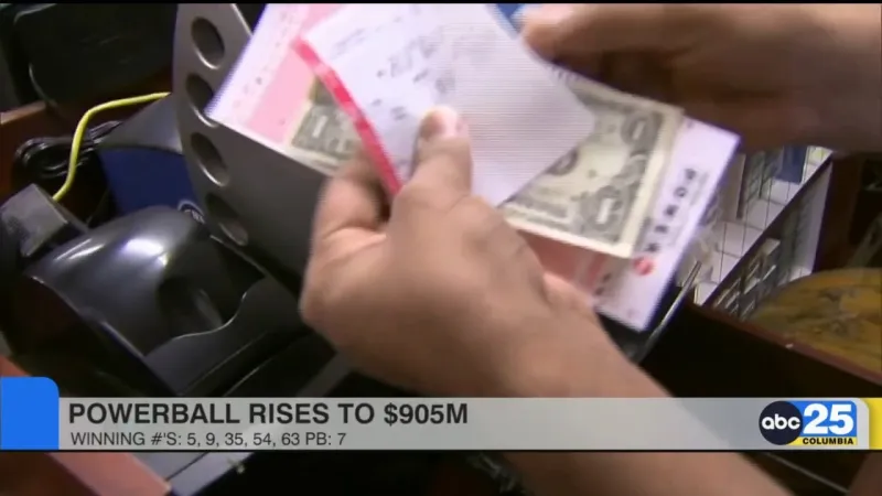 Powerball rises to $905 million