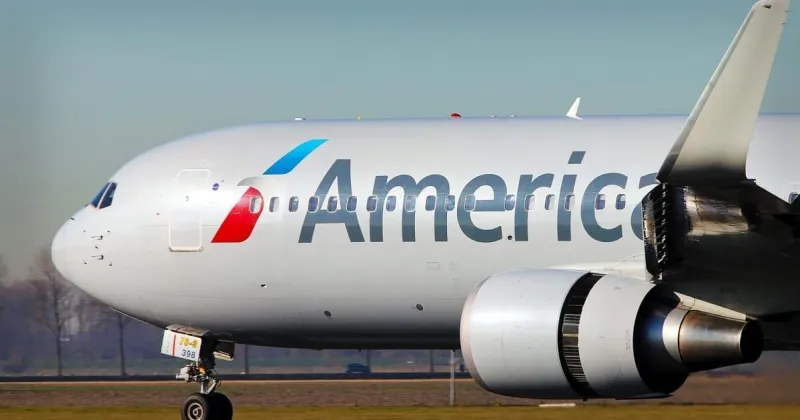 Flames erupt on American Airlines flight after bird strike, forcing emergency Myrtle Beach landing
