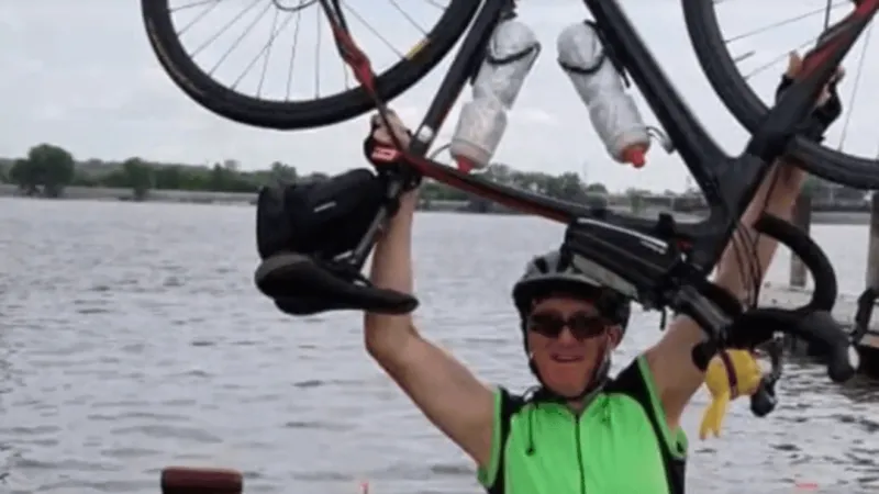 Shook's year-round rides keep him ready for RAGBRAI, with mom's RV support en route