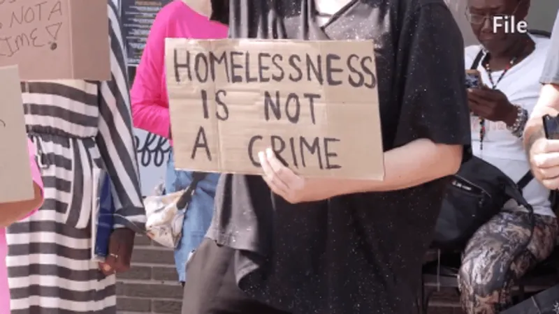 Arrests outside Myrtle Beach coffee shop lead to calls for more homeless resources