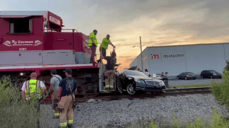 Vehicle, train collide on East Cox Ferry Road in Conway