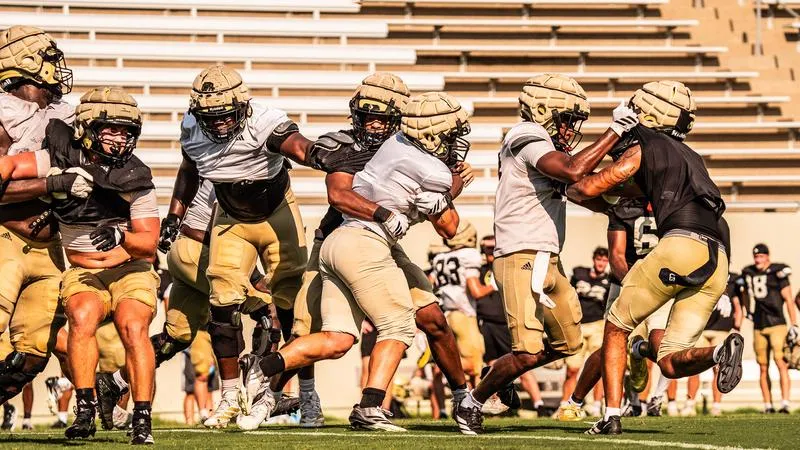 Football Holds Gibbs Stadium Scrimmage