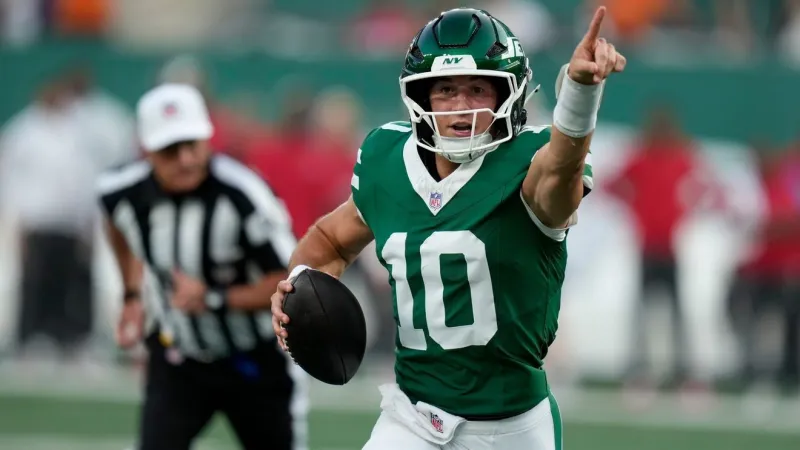 Former Clemson QB Cade Klubnik leads 2 scoring drives in Jets' 24-16 loss to Bucs