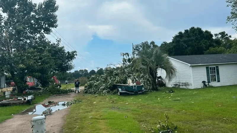 Severe storm damage leaves about 150 without power in Hartsville area