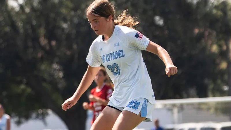 Thunderbirds Hold Off Bulldogs in Home Opener