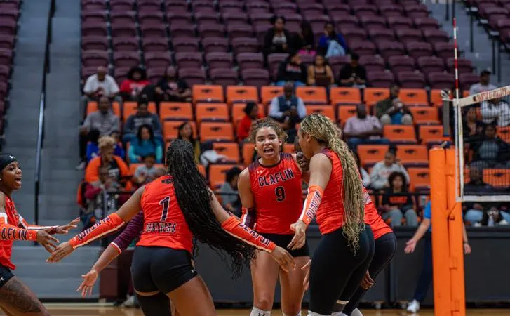 Claflin Volleyball Lands Two Preseason All-CIAA Selections
