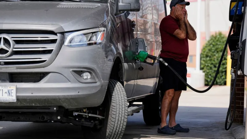 South Carolina gas prices jump 8.2 cents as Strait of Hormuz remains closed