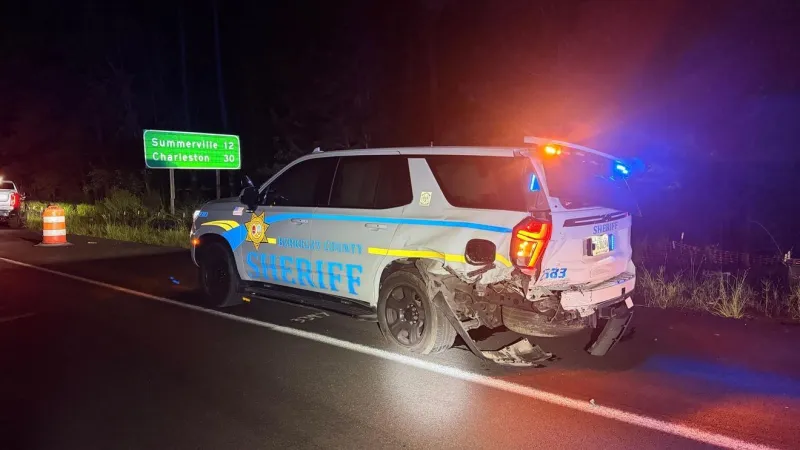 Berkeley County Deputy injured in crash that shut down I-26 eastbound Tuesday morning