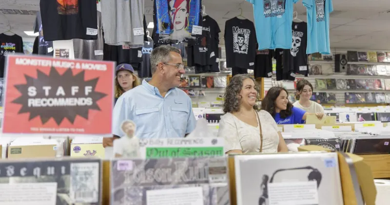 In the age of streaming, in-person listening experiences are a hit with Charleston music fans