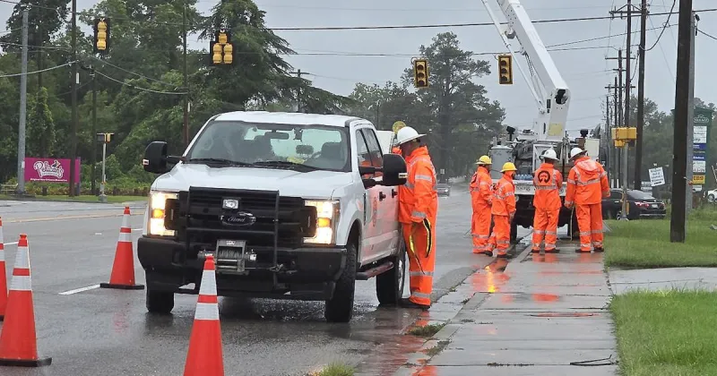 Hurricane power outage safety tips