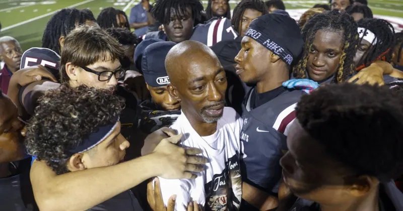 Baptist Hill takes the field amid heartbreak as community, players mourn loss of high school teammate