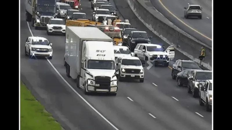 First responders injured in crash and chase near College Park Road on I-26
