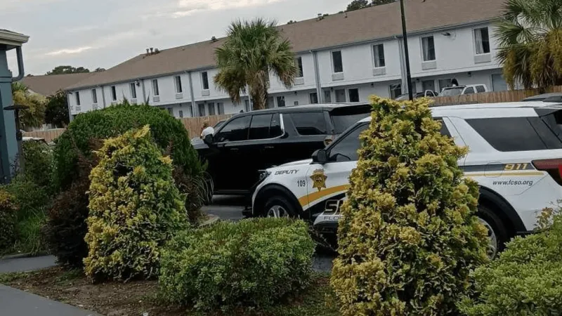 Deputies investigate deadly shooting near Florence motel