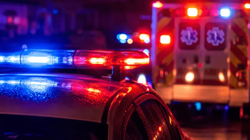 1 dead, 2 hurt after pickup truck crashes into ditch in Florence Co.