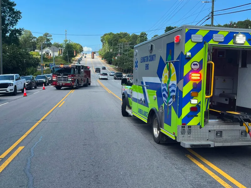 One lane of Lake Murray Blvd blocked in both directions after vehicle collision