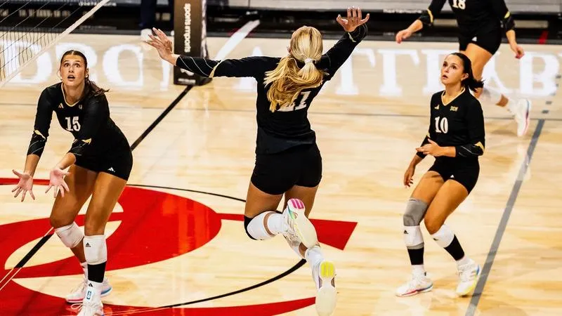 Volleyball Falls to N.C. State in Five Sets
