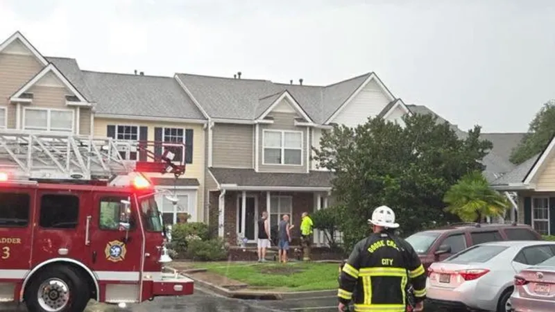 Lightning strike likely cause of fire at Goose Creek townhome Sunday, officials say