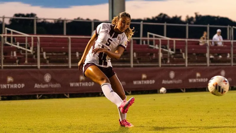 Women's Soccer Heads to Spartanburg to Face Wofford (Thurs.)