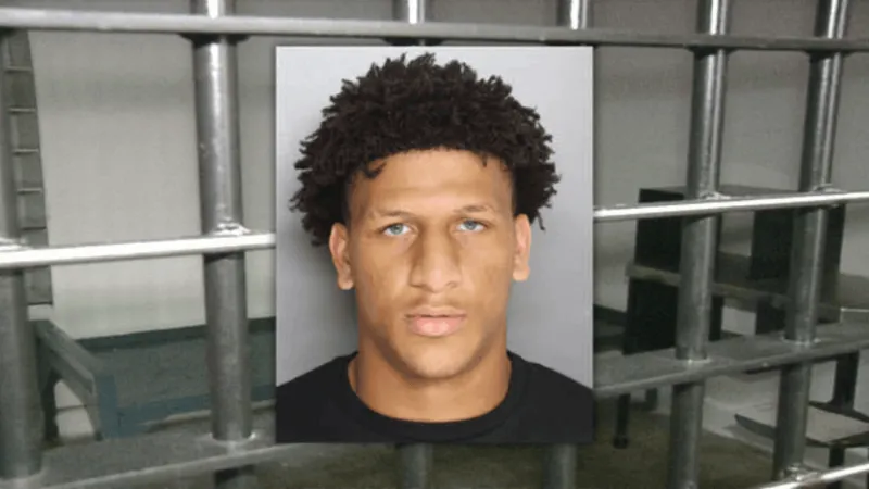 USC football player suspended after alleged 113 mph race in Moncks Corner