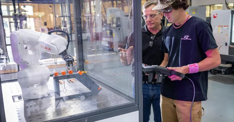 Florence-Darlington Tech receives $474K NSF grant for robotics, advanced manufacturing training